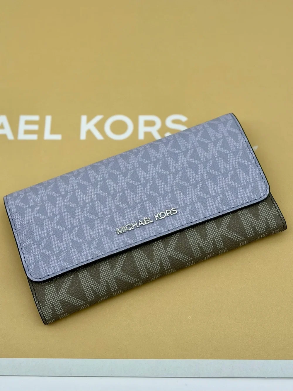 Michael Kors stylish michael